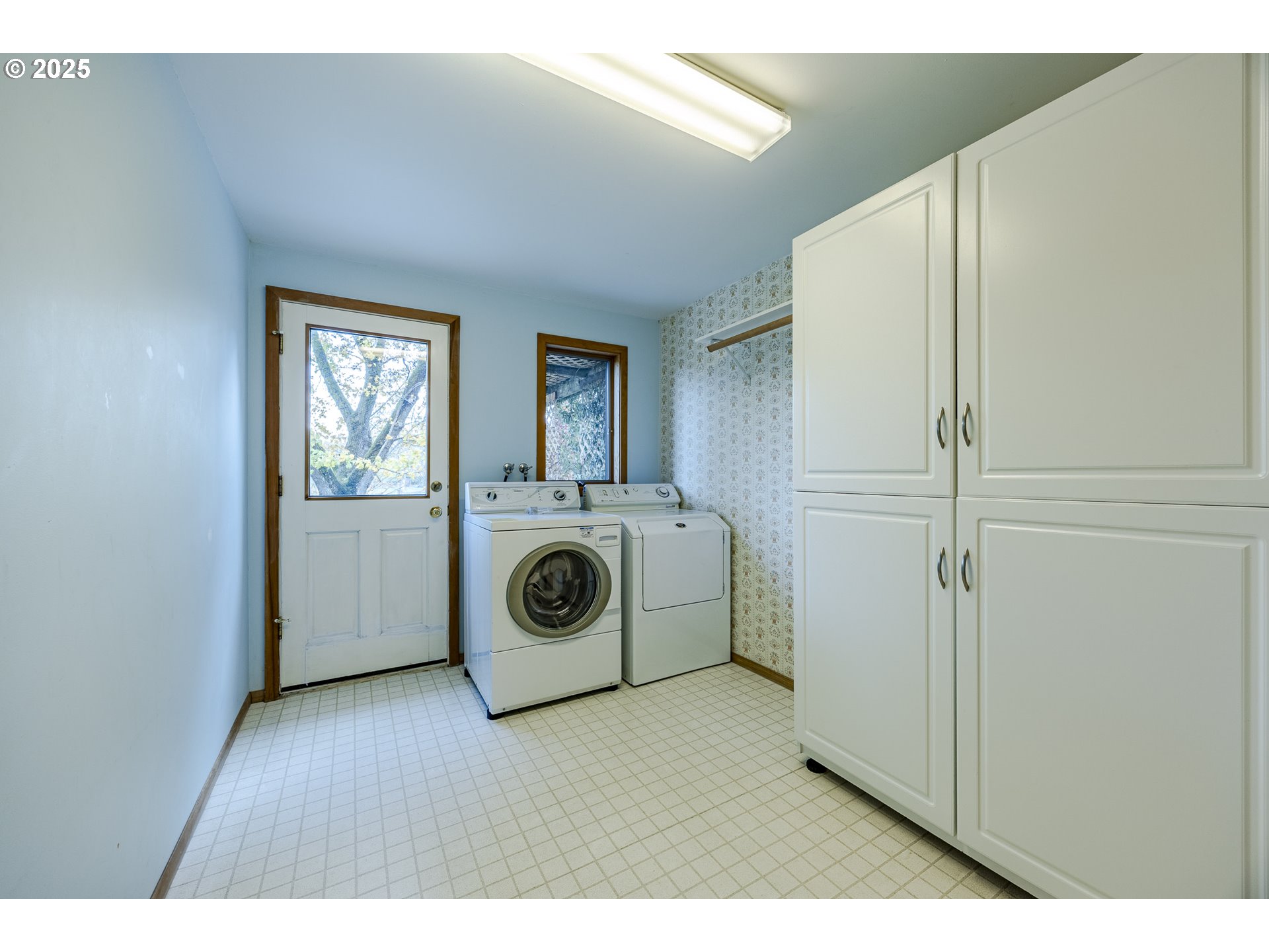 93715 River Road Junction City, OR 97448 - Photo 23 of 48 Gallery Image 23