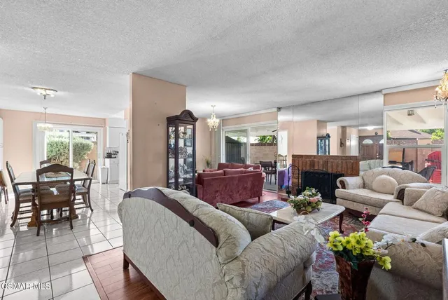 $834,999 | 7551 Donna Avenue, Reseda, CA 91335