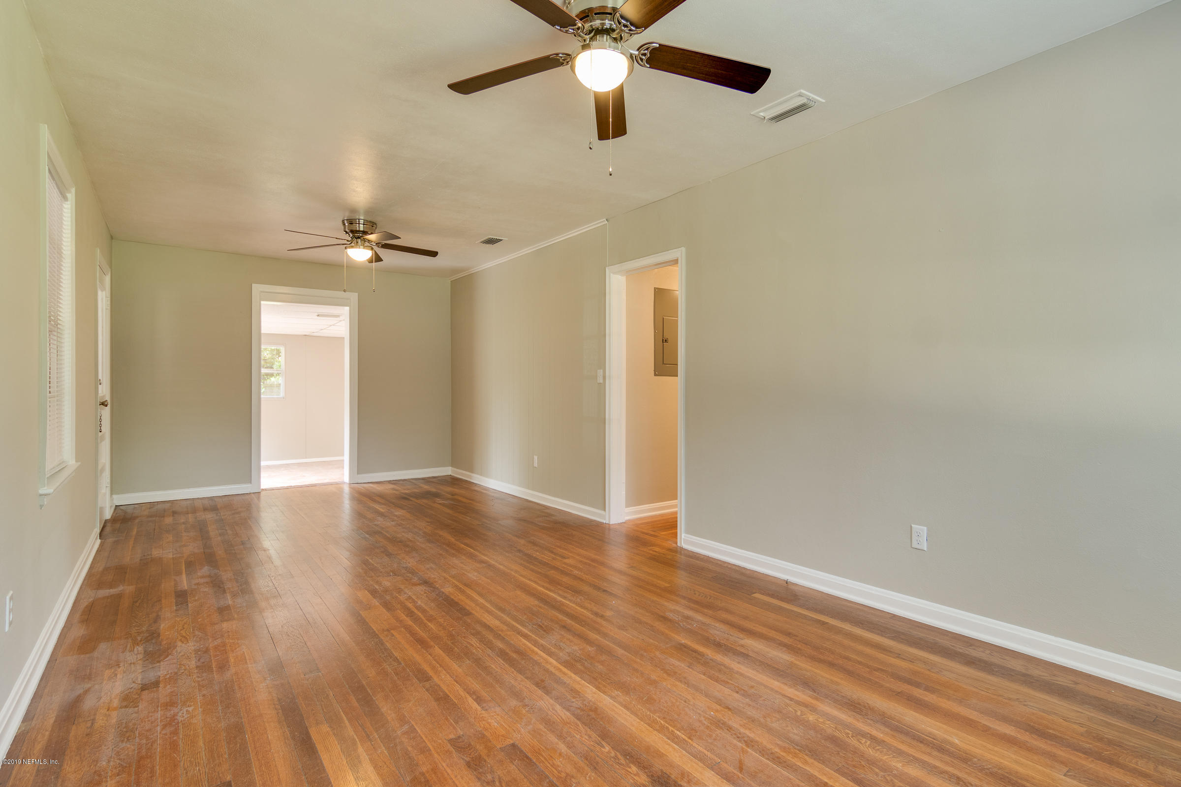 9720 Lily Road Jacksonville, FL 32246 - Photo 6 of 26 6-Family Room View 2