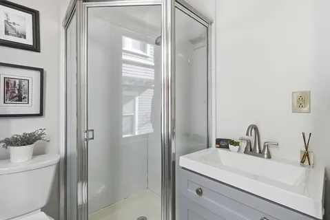 $1,348,000 | 527 Franklin Street, Cambridge, MA 02139