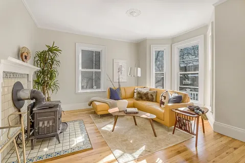 $1,348,000 | 527 Franklin Street, Cambridge, MA 02139