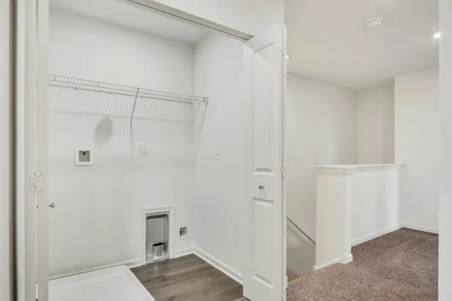 $439,990 | 571 Yosemite Way, Mundelein, IL 60060