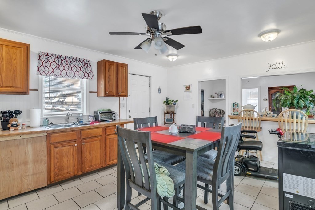 412 St James Avenue Springfield, MA 01109 - Photo 13 of 30 Gallery Image 13
