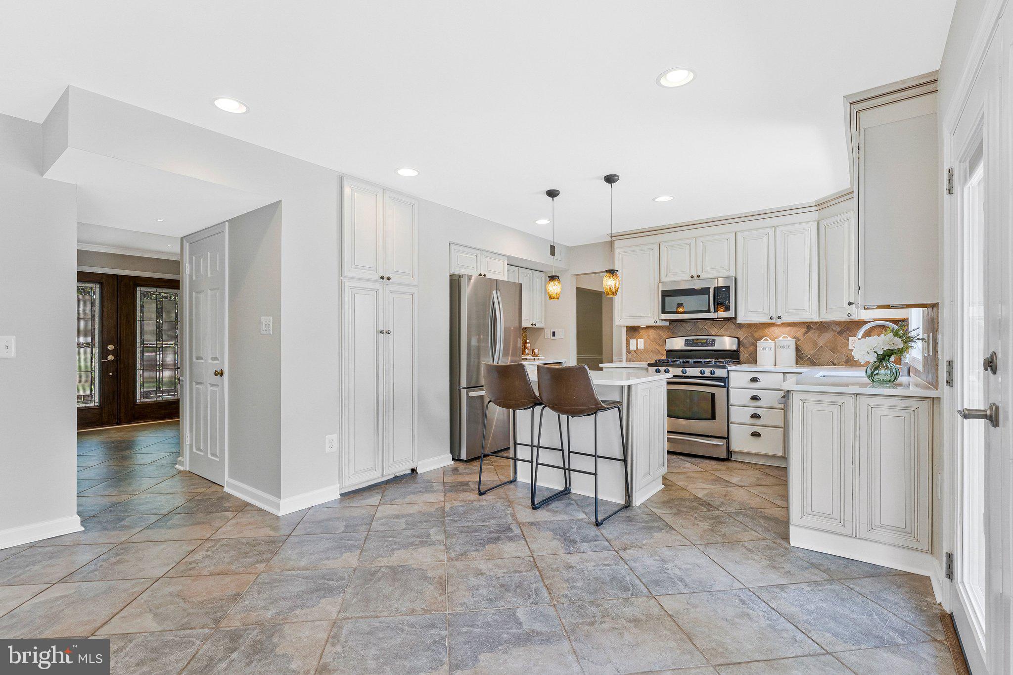 2705 East Ridge Court Oakton, VA 22124 - Photo 17 of 68