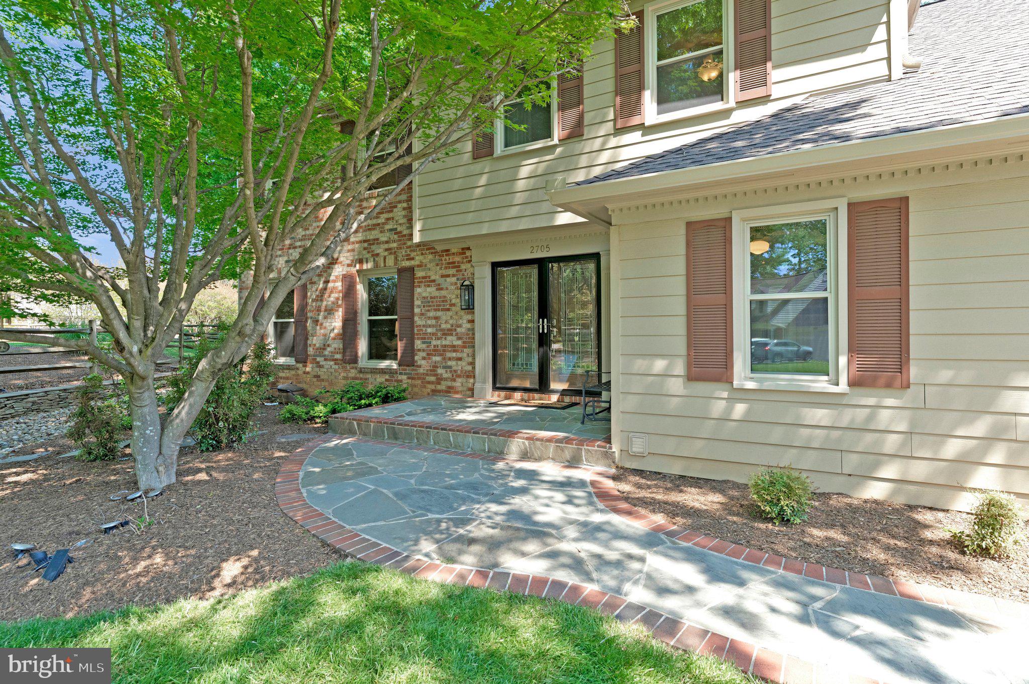 2705 East Ridge Court Oakton, VA 22124 - Photo 2 of 68