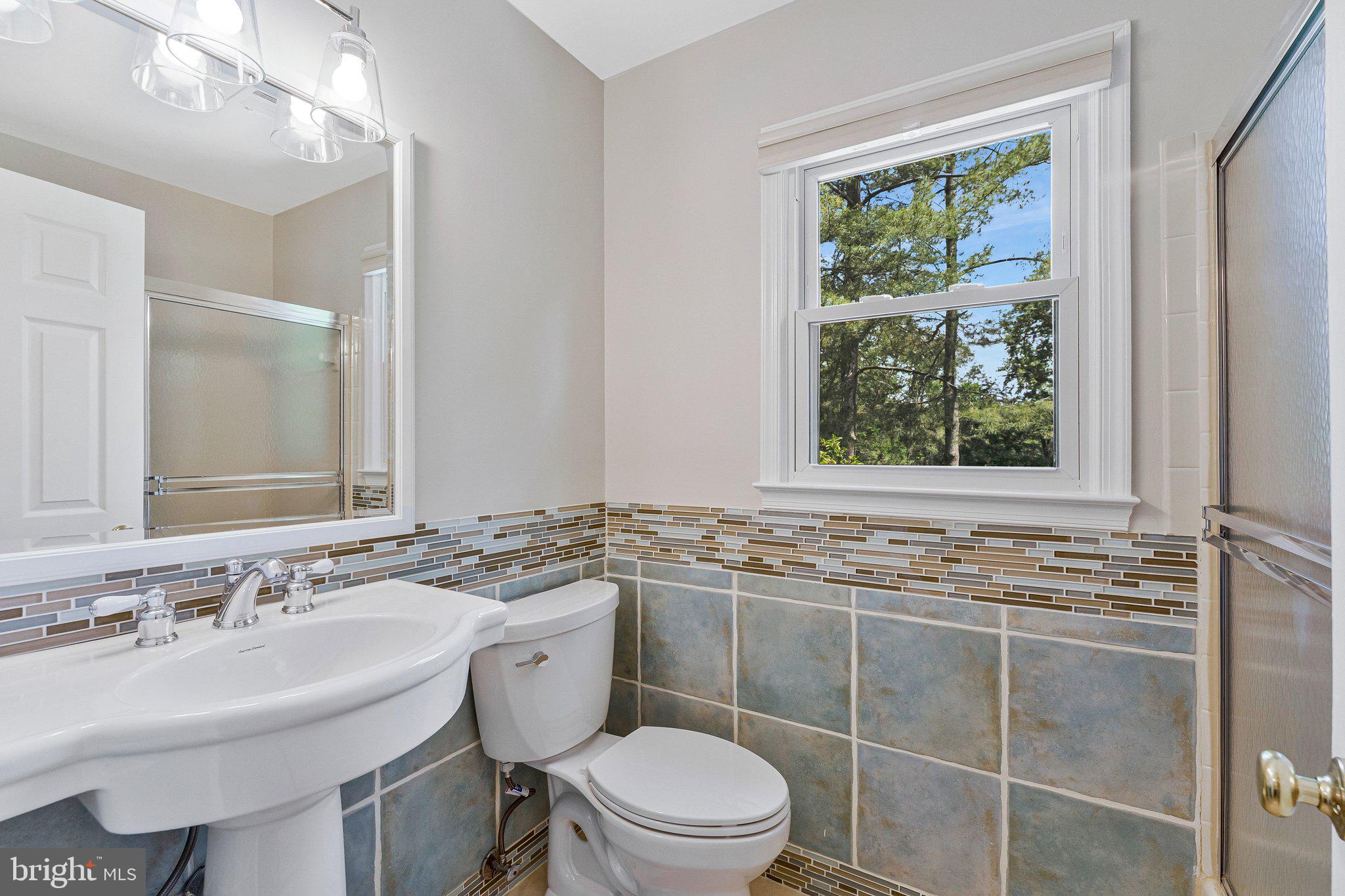 2705 East Ridge Court Oakton, VA 22124 - Photo 36 of 68