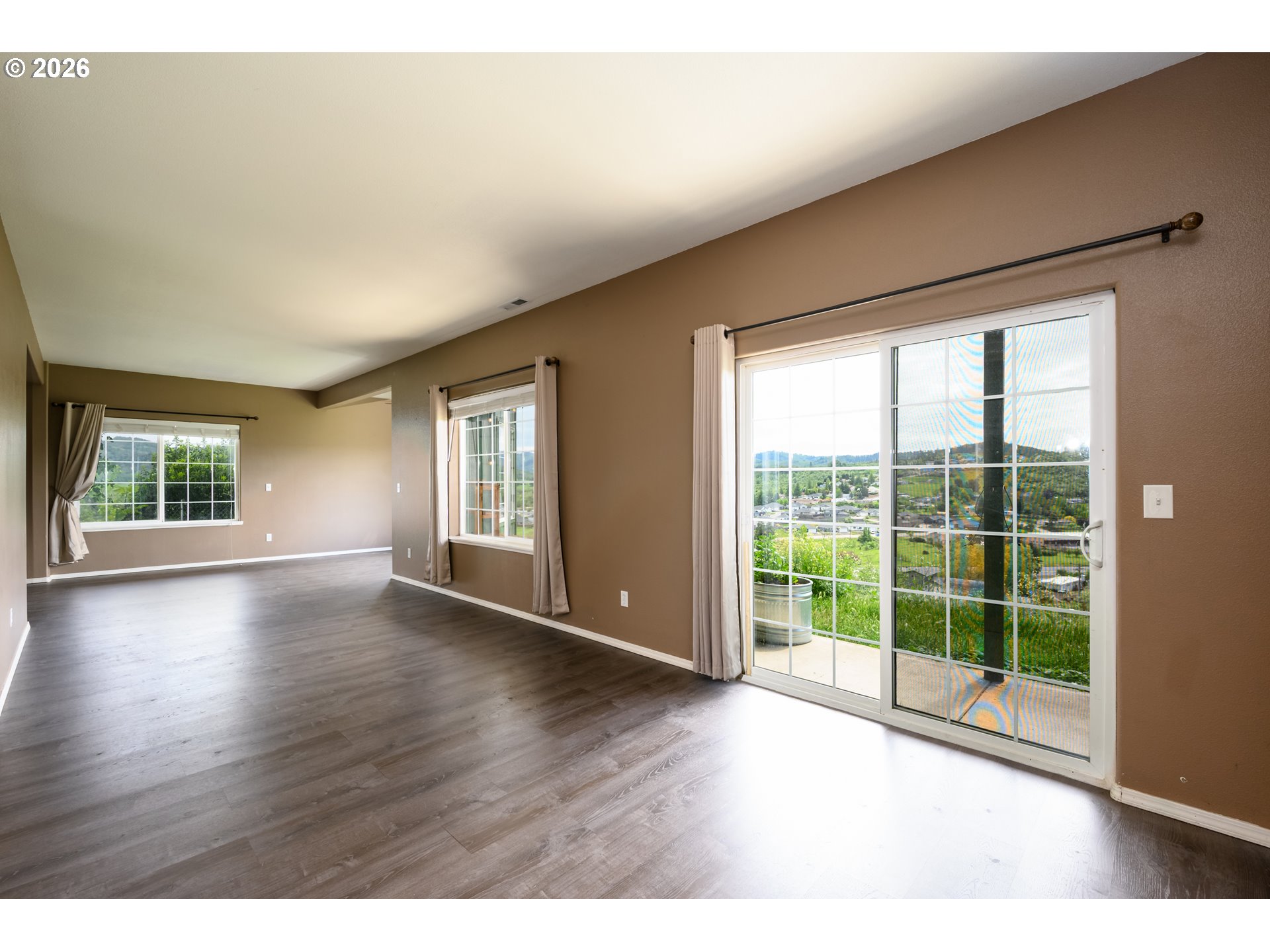 208 Jamie Loop Roseburg, OR 97471 - Photo 43 of 47