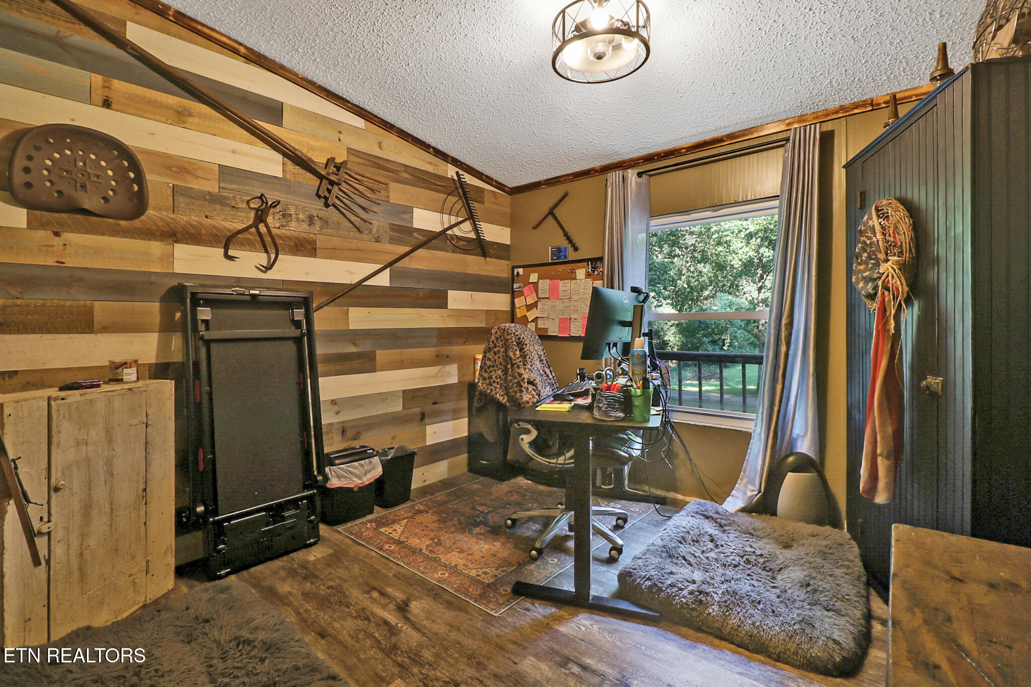 2272 Midway Road Crossville, TN 38572 - Photo 21 of 40 Bedroom
