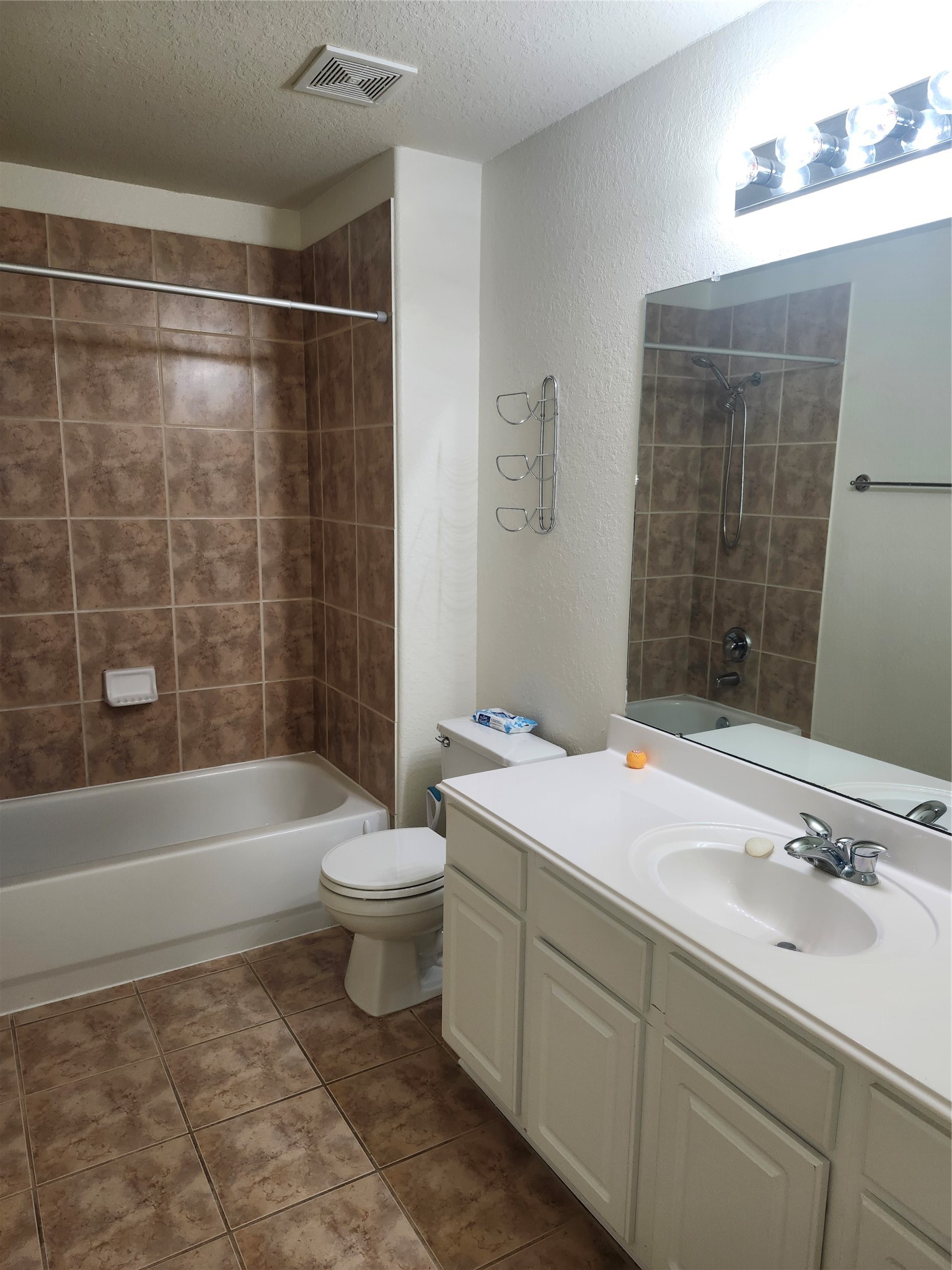 28510 Rustic Pines Court Spring, TX 77386 - Photo 9 of 27 Gallery Image 9