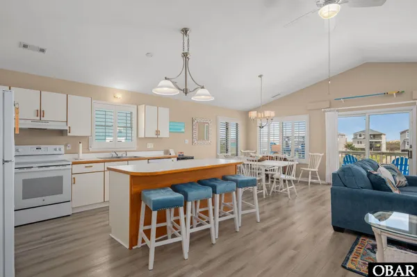 $895,000 | 9416 South Old Oregon Inlet Road, Nags Head, NC 27959