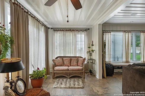 $554,000 | 1001 North Adams Street, Beeville, TX 78102