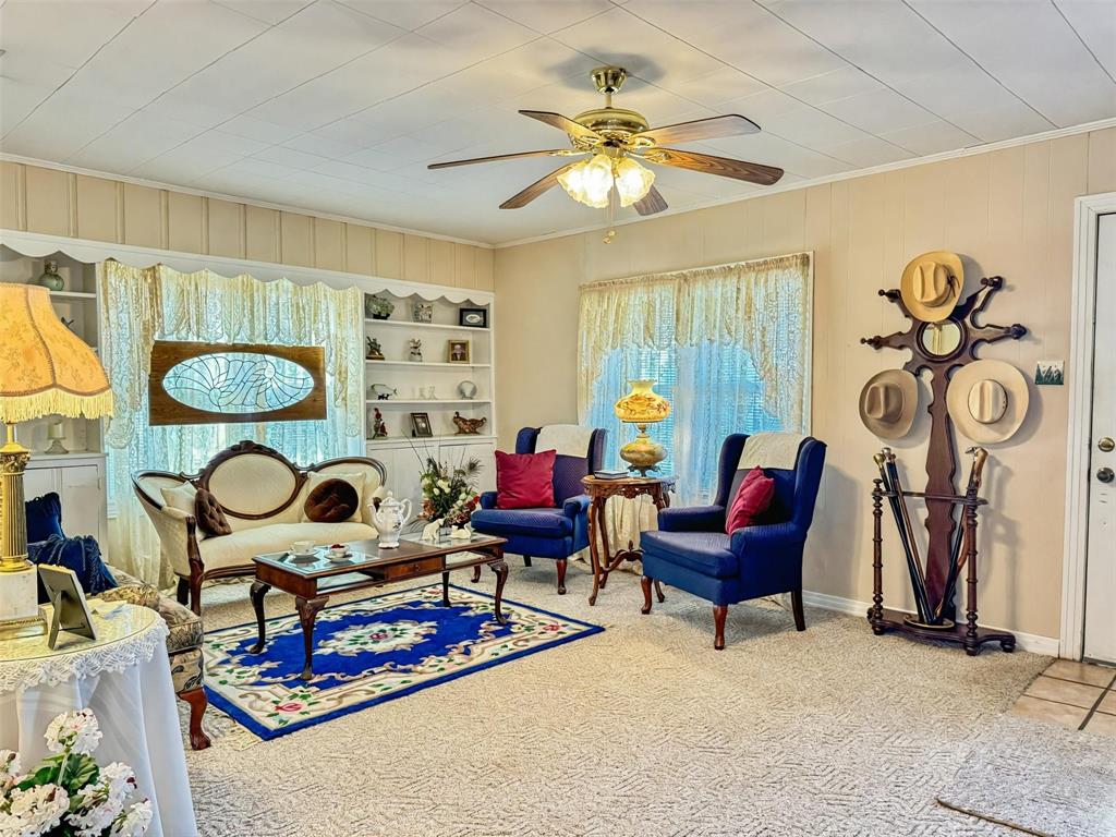 1505 Bonham Street Commerce, TX 75428 - Photo 5 of 38 Front living room