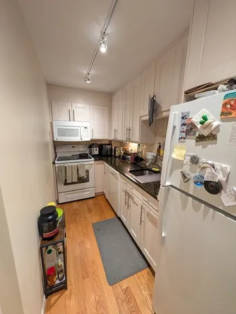 $2,600 | 164 Galen Street, Unit 47, Watertown, MA 02472