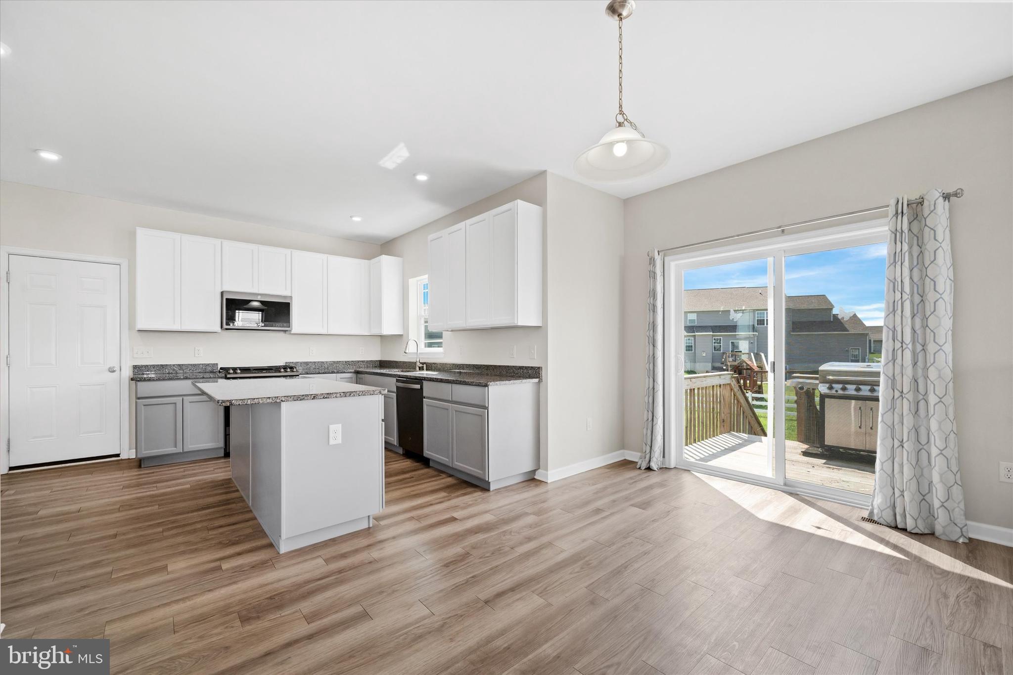 63 Lord Circle Clayton, DE 19938 - Photo 4 of 57