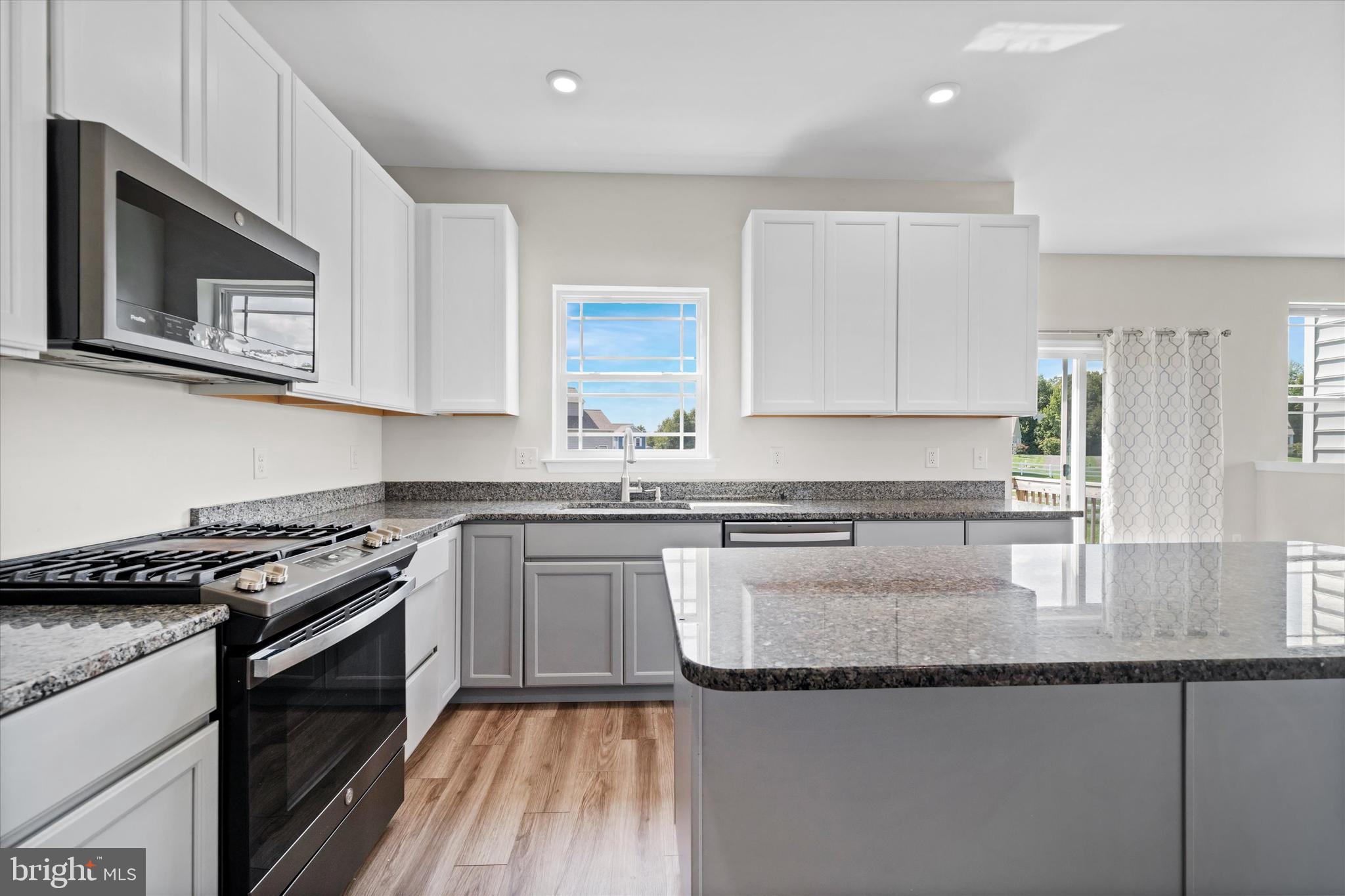 63 Lord Circle Clayton, DE 19938 - Photo 7 of 57