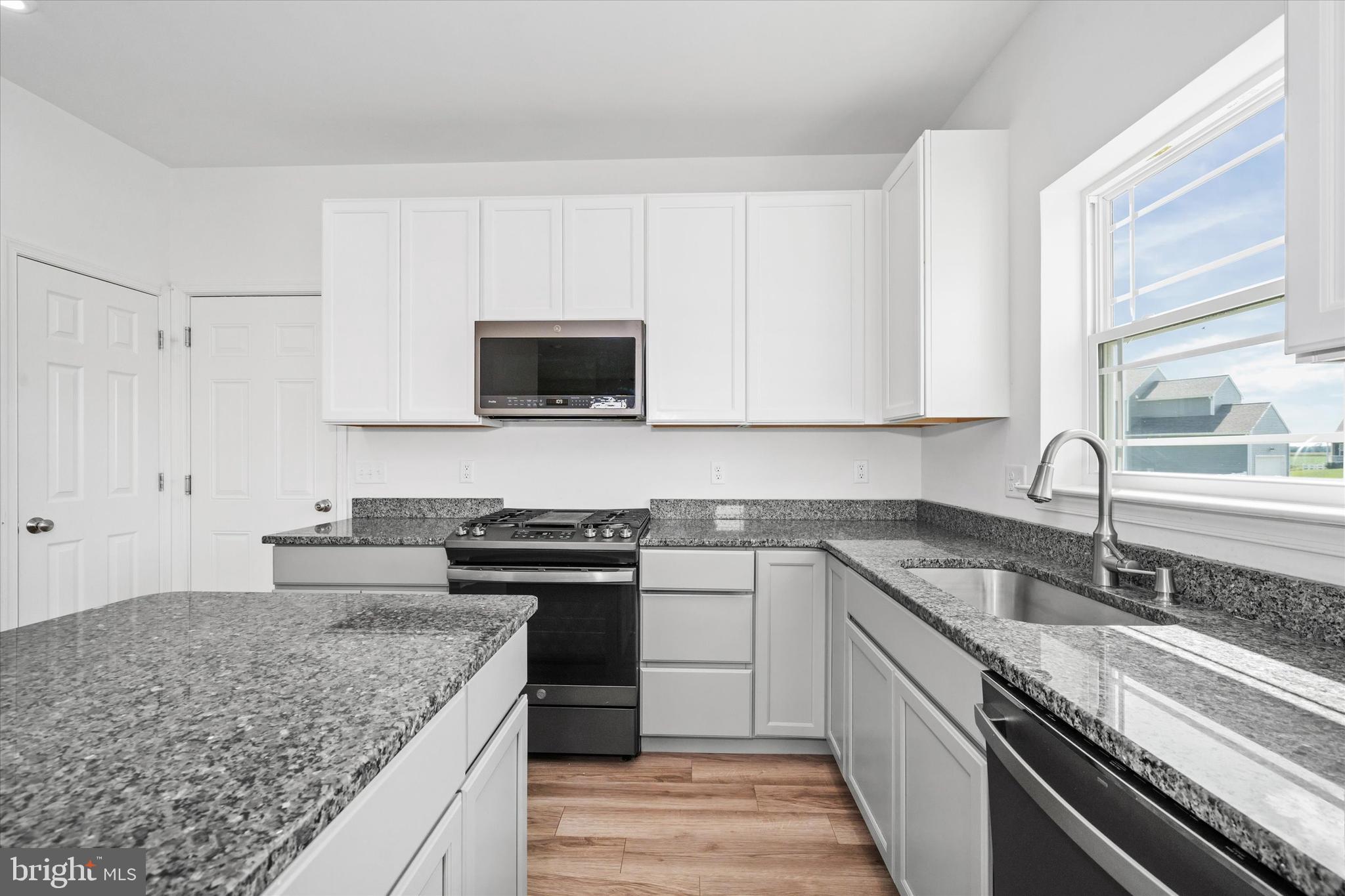 63 Lord Circle Clayton, DE 19938 - Photo 8 of 57