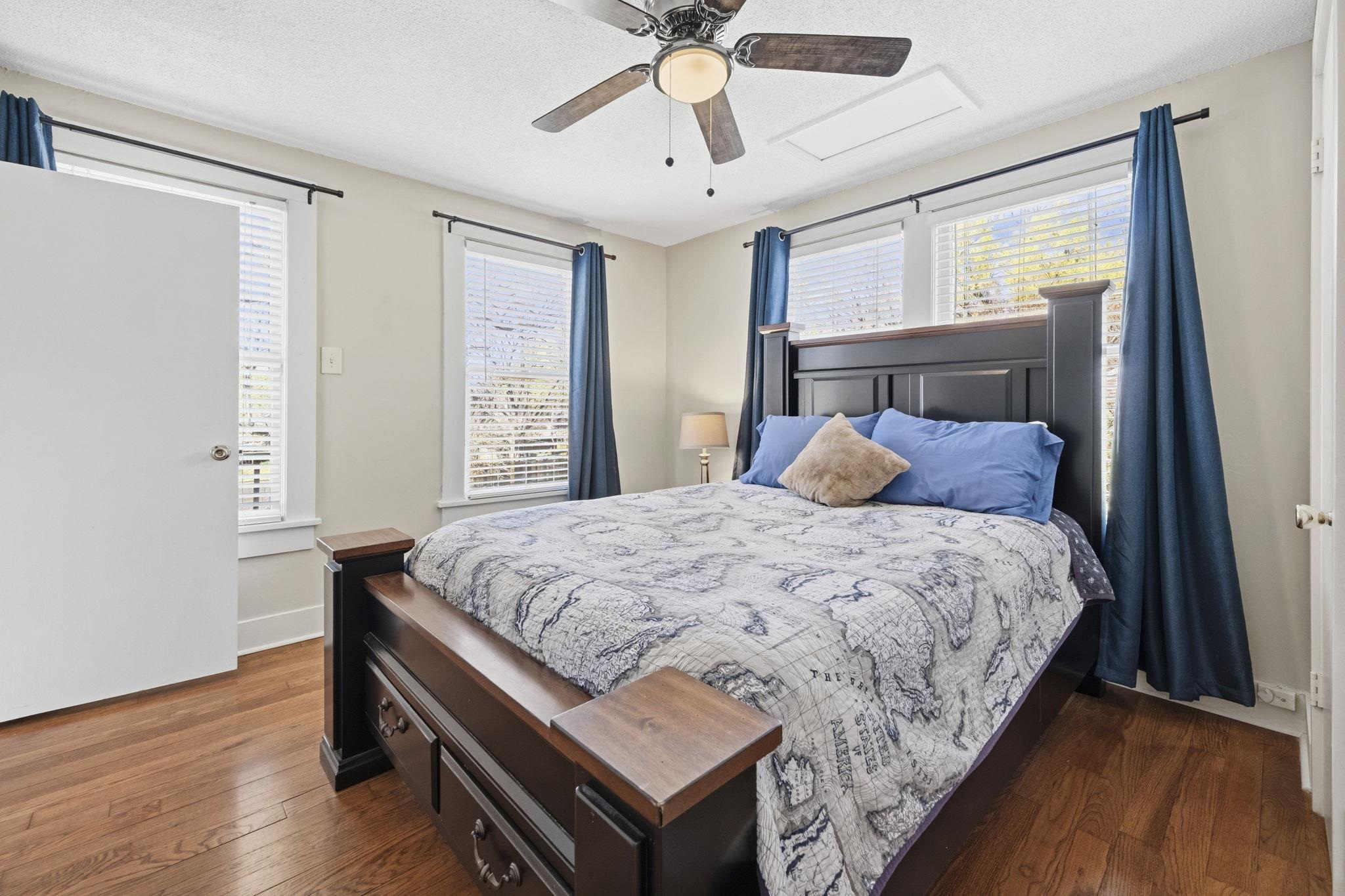 471 South Reese Street Memphis, TN 38111 - Photo 16 of 22 a bedroom with a bed and a window