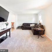 317 Dallas Road Willow Grove, PA 19090 - Photo 3 of 25 Gallery Image 3