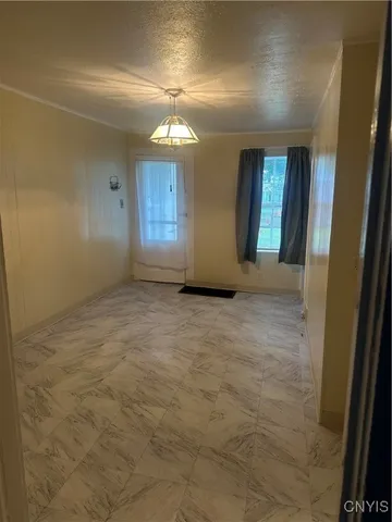 $169,900 | 1218 Court Street, Syracuse, NY 13208