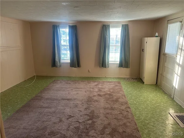 $169,900 | 1218 Court Street, Syracuse, NY 13208