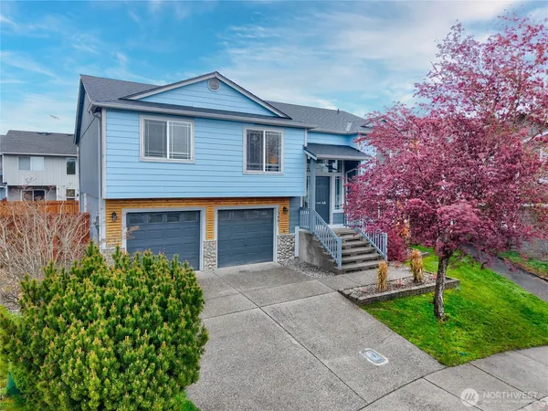 $599,950 | 13401 68th Ave Court East, Puyallup, WA 98373