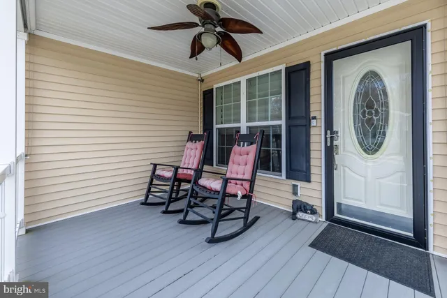 a view of a livingroom with furniture and a dinning area