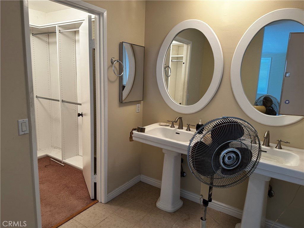 5515 Joaquin Court Commerce, CA 90040 - Photo 10 of 13