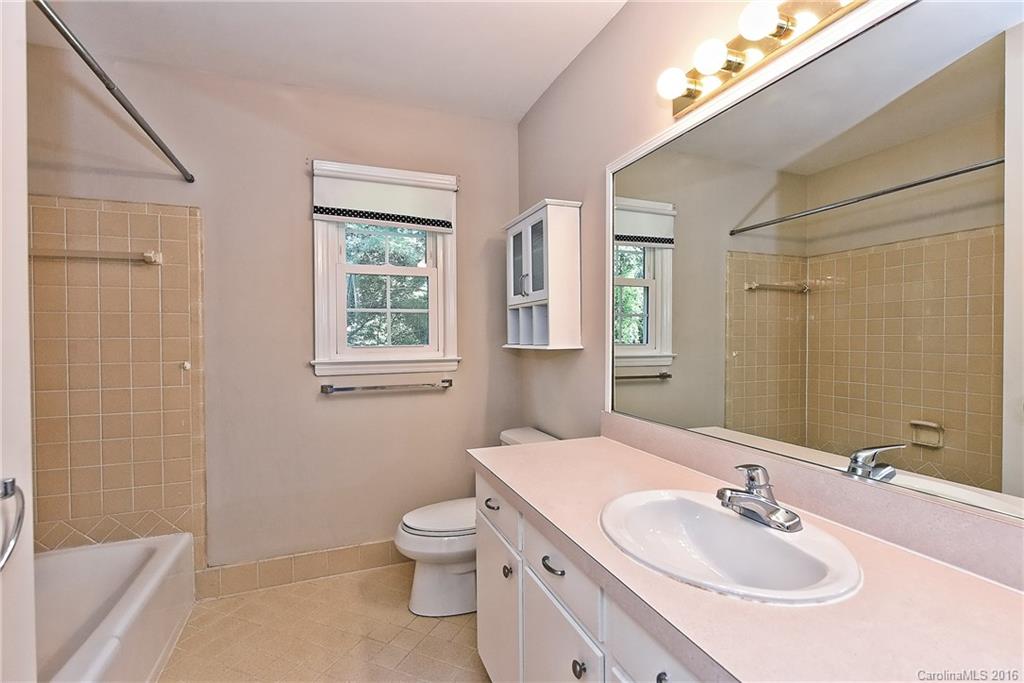 6008 Brace Road Charlotte, NC 28211 - Photo 16 of 24 Gallery Image 16