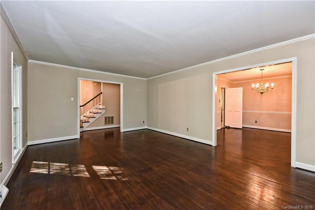 6008 Brace Road Charlotte, NC 28211 - Photo 4 of 24 Gallery Image 4