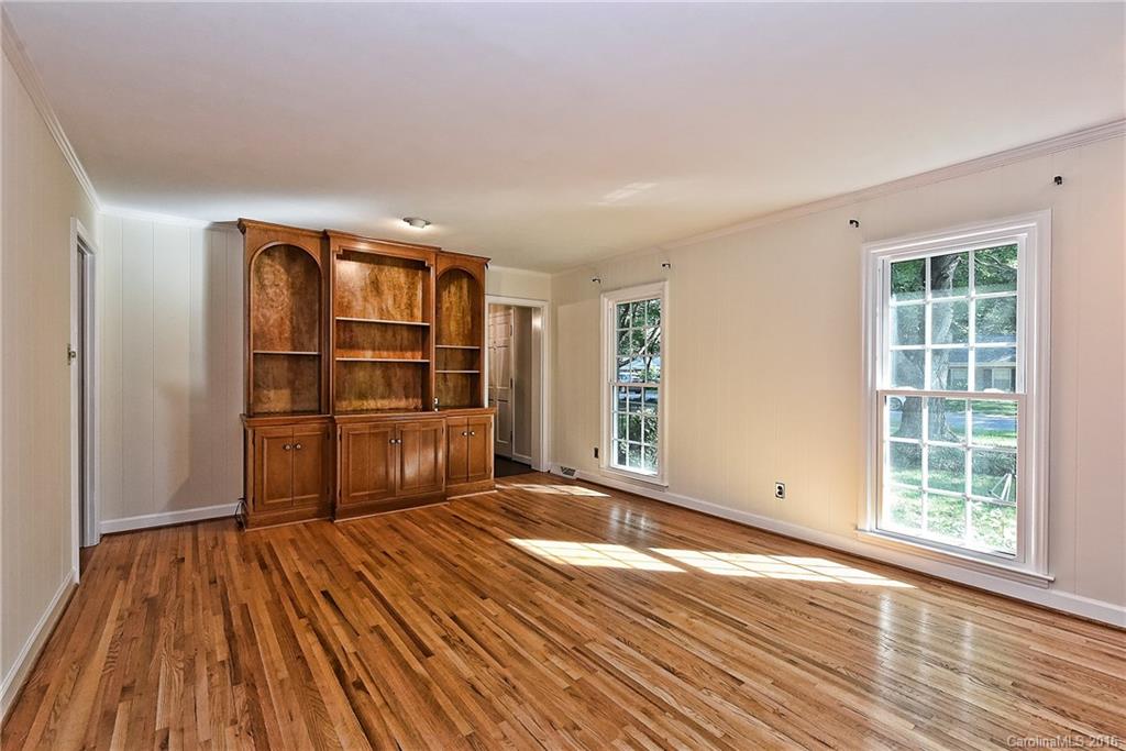 6008 Brace Road Charlotte, NC 28211 - Photo 5 of 24 Gallery Image 5