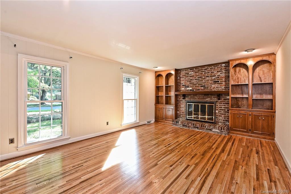 6008 Brace Road Charlotte, NC 28211 - Photo 6 of 24 Gallery Image 6
