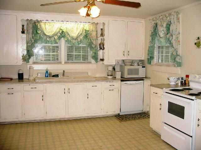 2707 Highway 252 Honea Path, SC 29654 - Photo 3 of 9