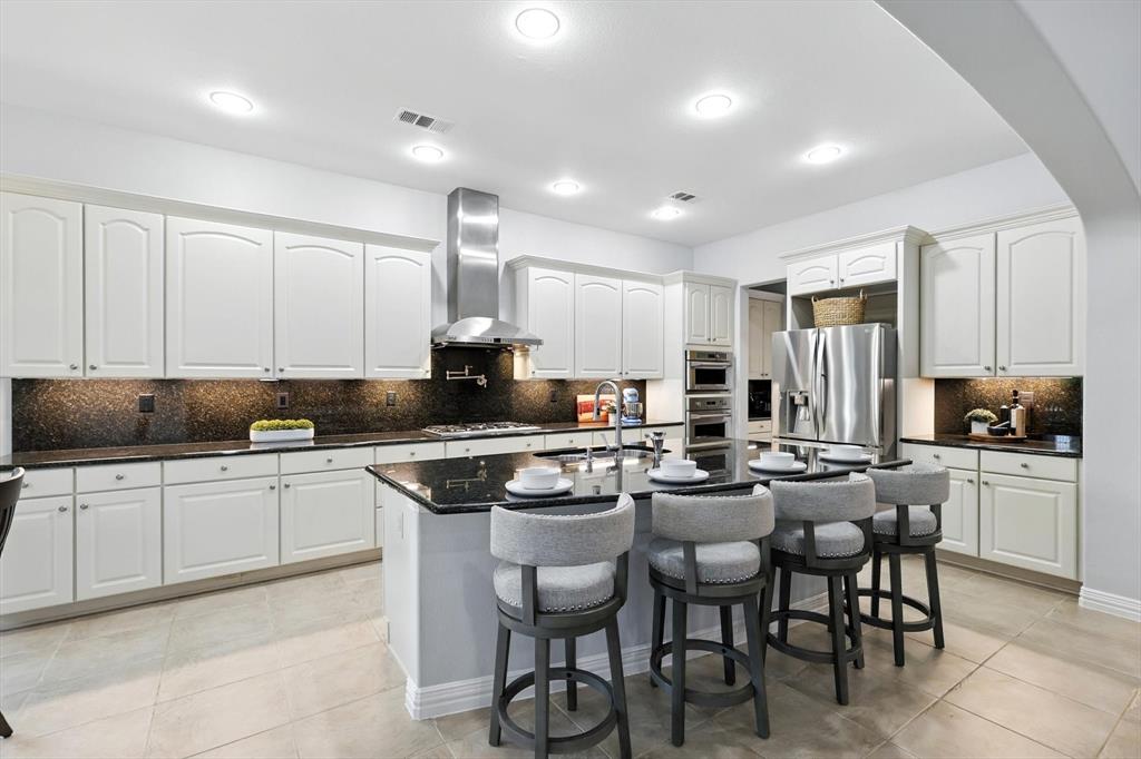 9009 Landmark Lane Denton, TX 76207 - Photo 15 of 39