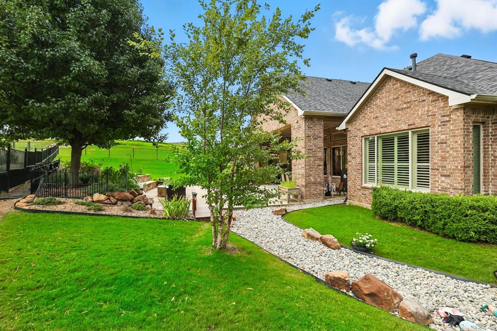 9009 Landmark Lane Denton, TX 76207 - Photo 32 of 39