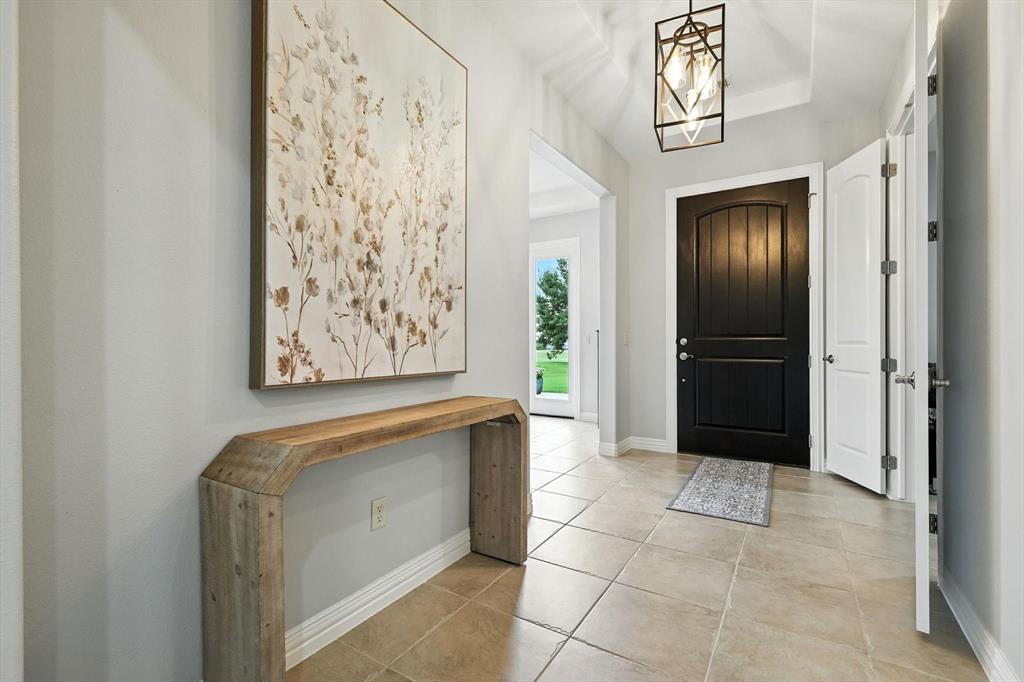 9009 Landmark Lane Denton, TX 76207 - Photo 5 of 39