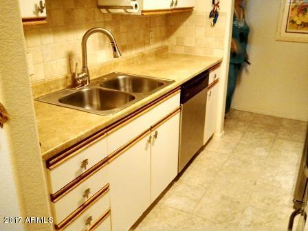 3434 East Baseline Road, Unit 170 Phoenix, AZ 85042 - Photo 7 of 16 Kitchen