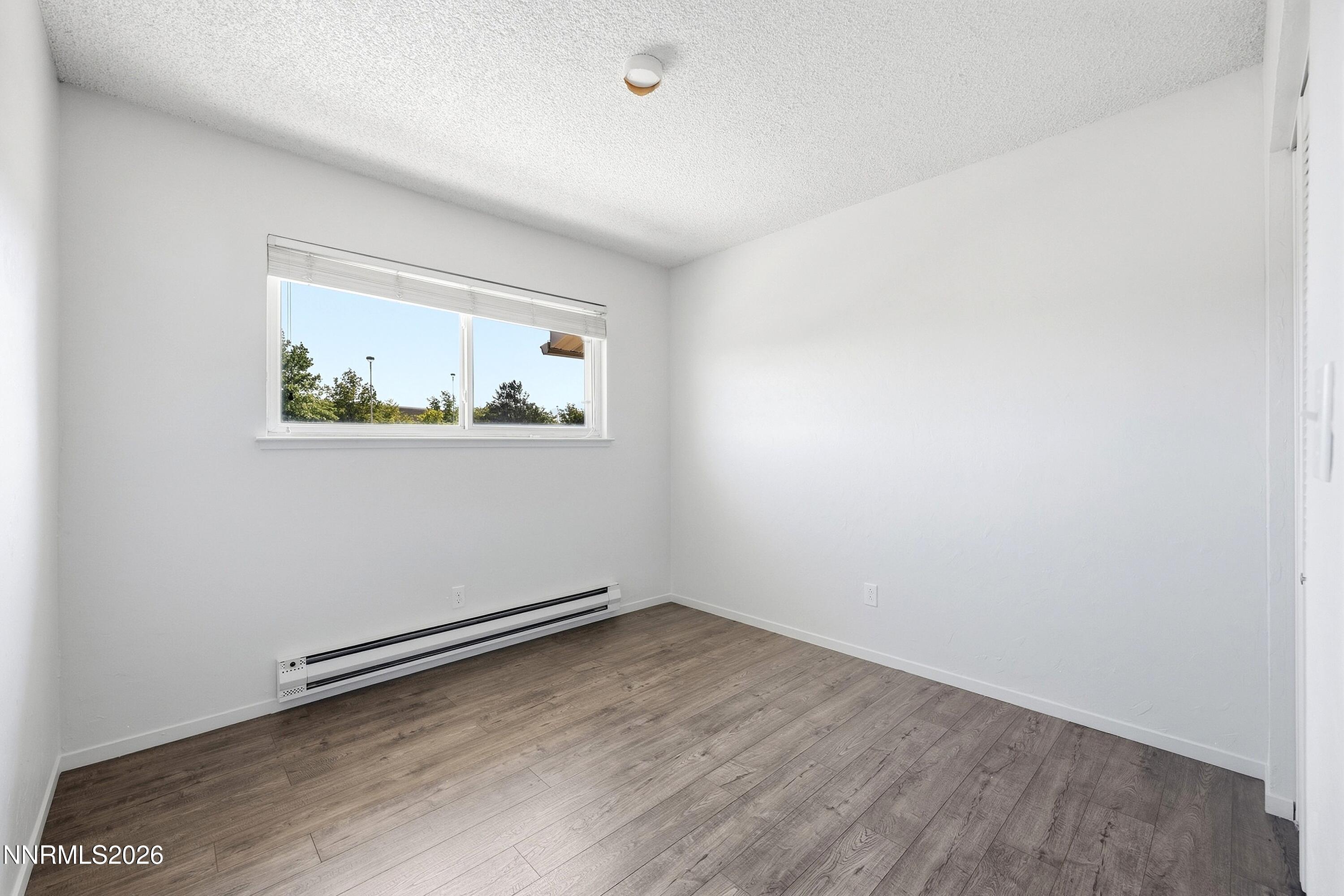 650 Jamaica Avenue, Unit 4 Reno, NV 89502 - Photo 10 of 13 IMG_8040