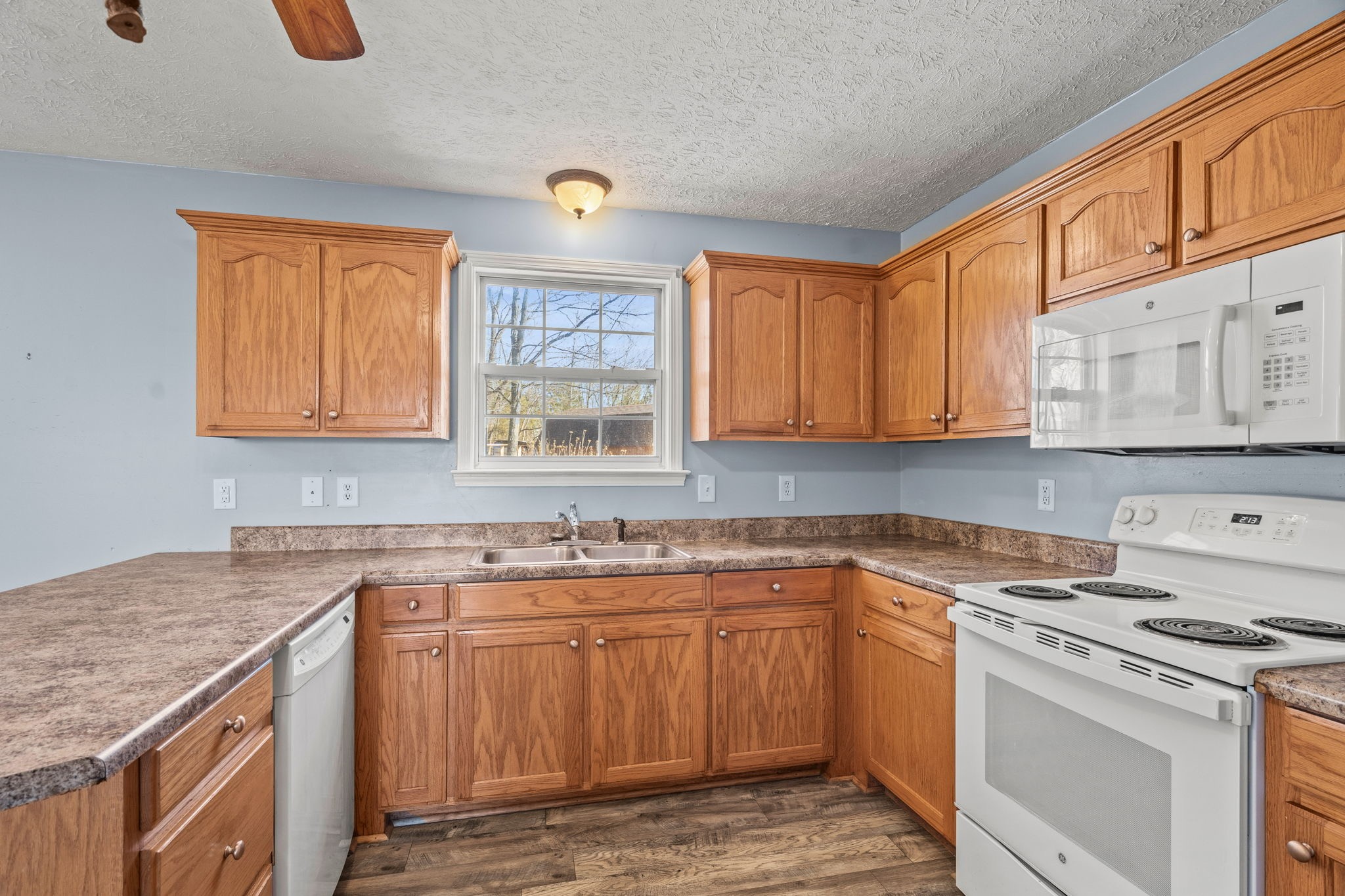 6041 McDaniels Road Springfield, TN 37172 - Photo 4 of 20