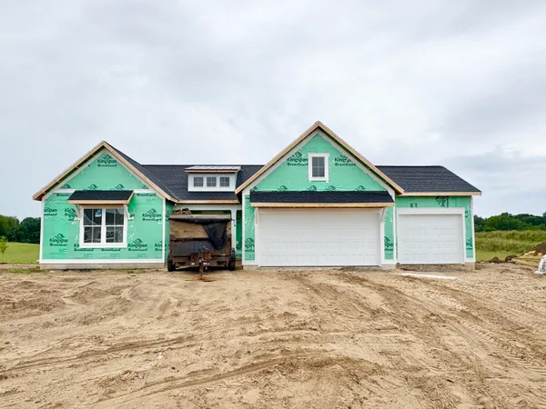 $649,900 | 7093 Kettle Dale Avenue Southeast, Alto, MI 49302