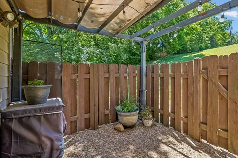 $229,900 | 5510 Country Drive, Unit 97, Nashville, TN 37211
