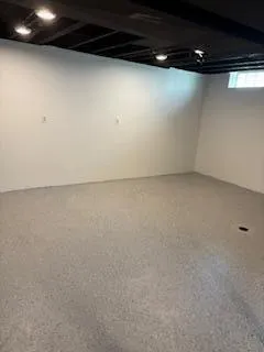 $2,600 | 1887 Fleetwood Drive, Troy, MI 48098