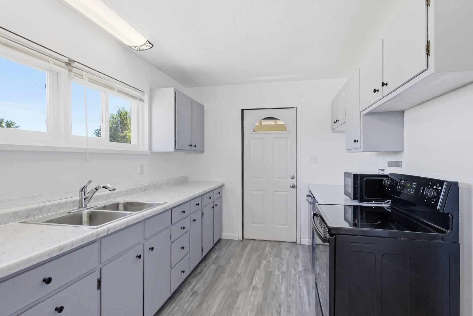 3075 Indiana Avenue Casper, WY 82609 - Photo 7 of 23