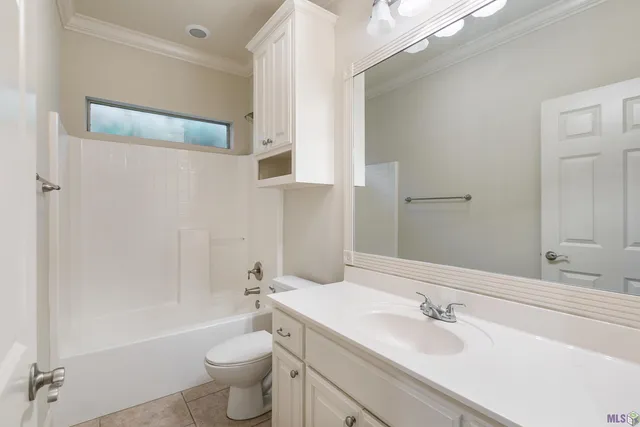 $299,000 | 5310 Courtyard Drive, Gonzales, LA 70737