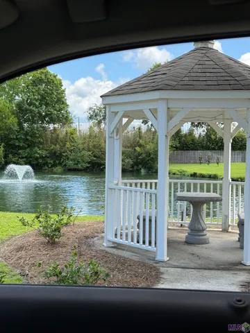 $299,000 | 5310 Courtyard Drive, Gonzales, LA 70737