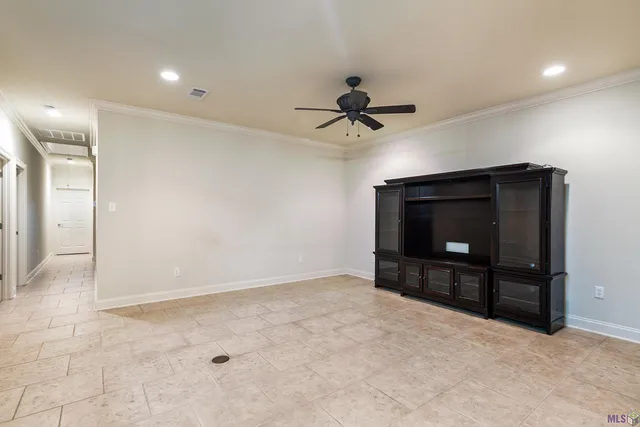 $299,000 | 5310 Courtyard Drive, Gonzales, LA 70737