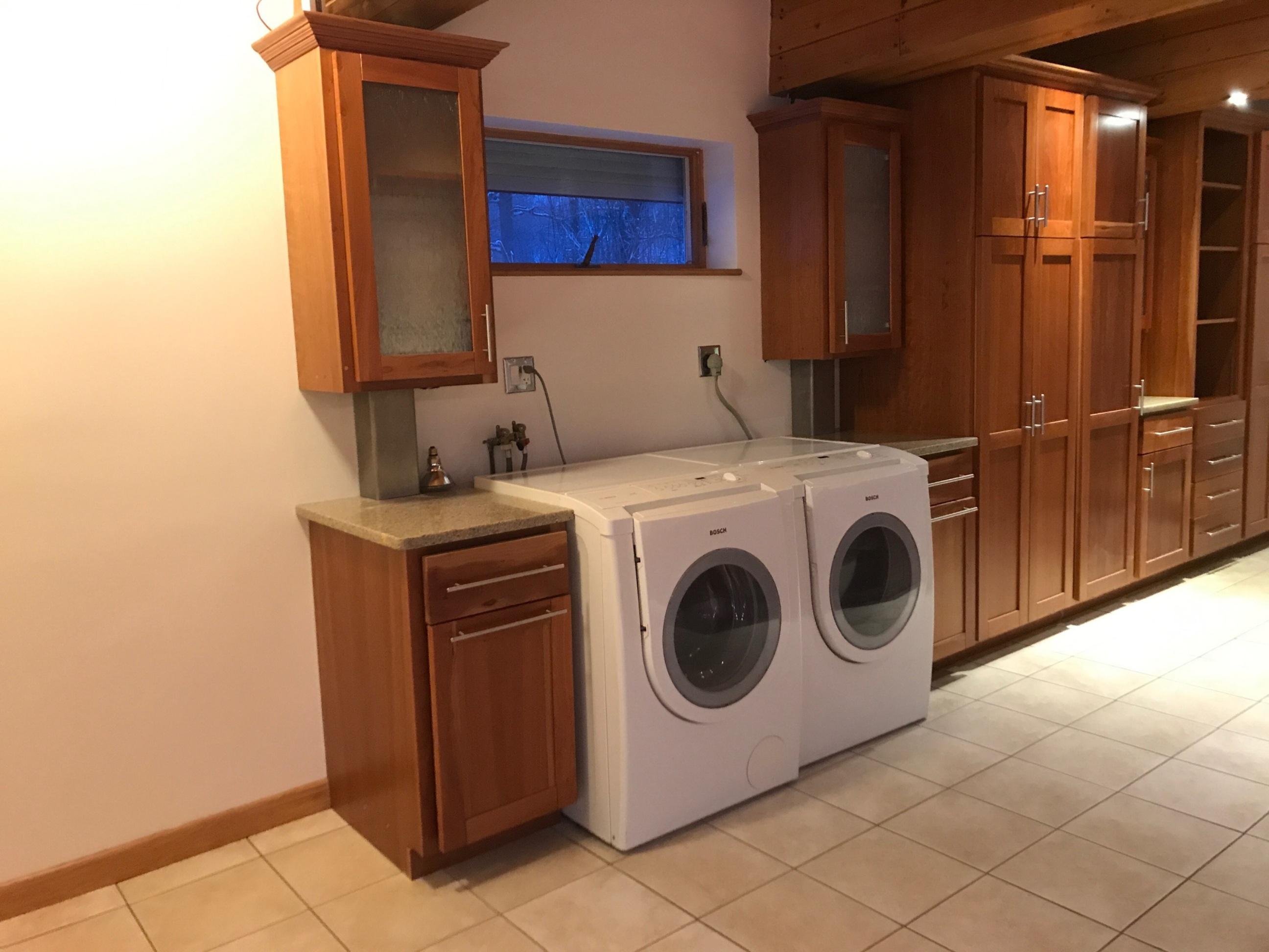 608 Neck Road South China, ME 04358 - Photo 10 of 30 Washer & Dryer