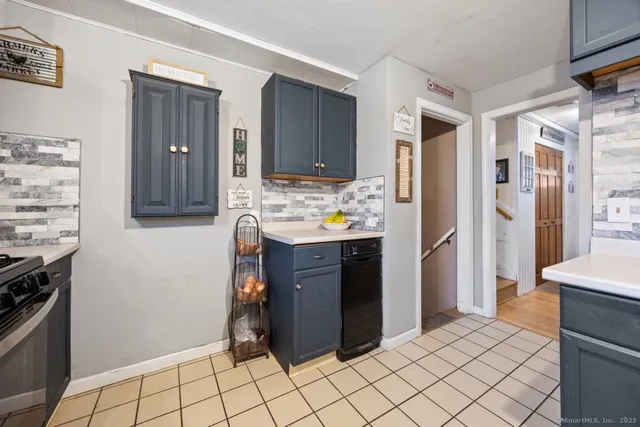 $375,000 | 47 Forest Drive, Wethersfield, CT 06109