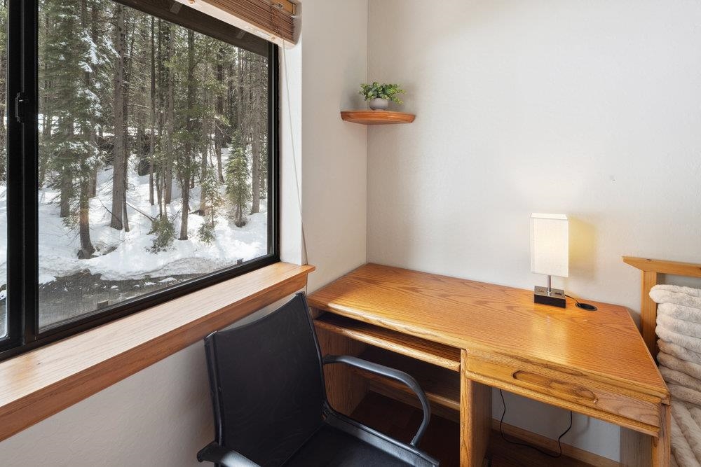 21907 Donner Pass Road Soda Springs, CA 95728 - Photo 7 of 25 Gallery Image 7