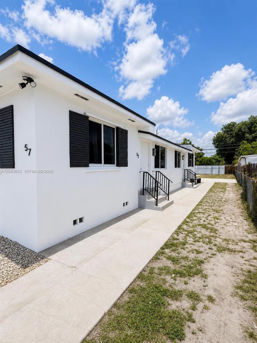 59 East 10th Street Hialeah, FL 33010 - Photo 3 of 13
