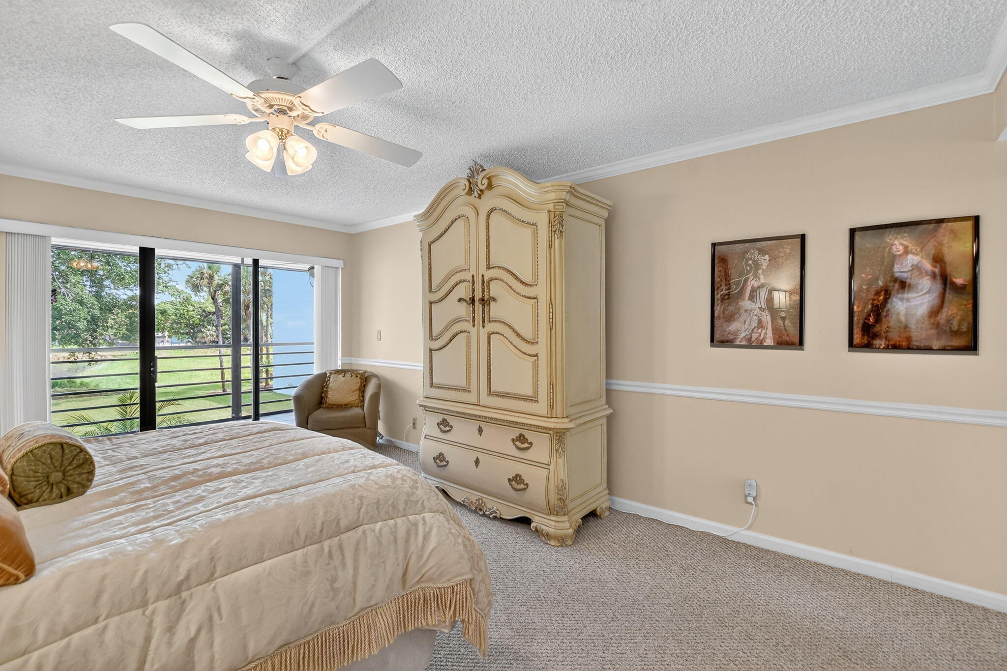 5650 Camino Del Sol, Unit 200 Boca Raton, FL 33433 - Photo 15 of 38 LAKEVIEWS FROM EVERY ROOM